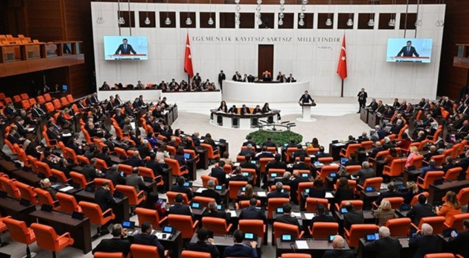 TBMM Genel Kurulu'nda kayyum tartışması