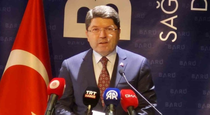 Bakan Tunç: "Hukuk devletinde şiddet olmaz, şiddeti destekleyeni, yargı önüne çıkarırlar ve yargı onlardan hesap sorar"