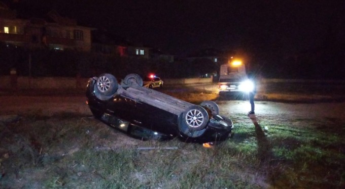 Kontrolden çıkan araç takla attı: 1 yaralı