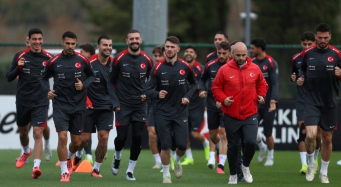 A Milli Takım'da Galler mesaisi sürüyor