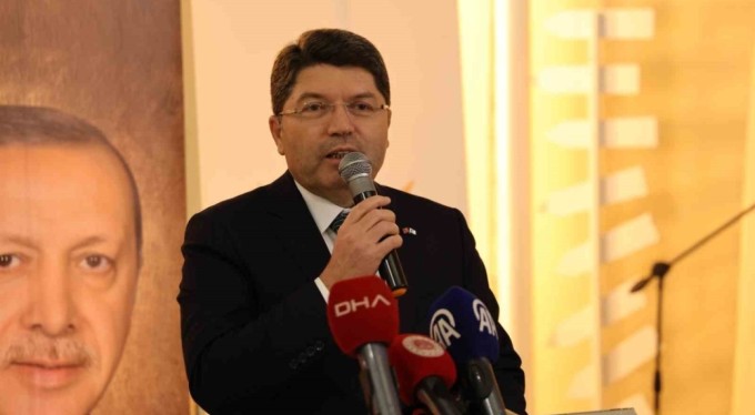 Adalet Bakanı Tunç: "Yeni bir anayasayı, demokratik bir anayasayı yapmak zorundayız"