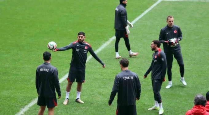 A Milli Takım, Karadağ maçının hazırlıklarını sürdürdü