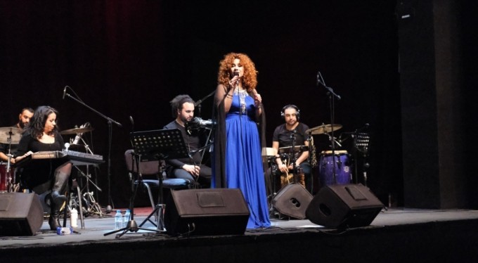 "Dünya sesleri Bursa'da" konserleri Lena Chamamyan ile başladı