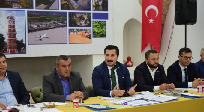 Başkan Özel: Muhtarlarımıza güvenimiz de desteğimiz de tamdır