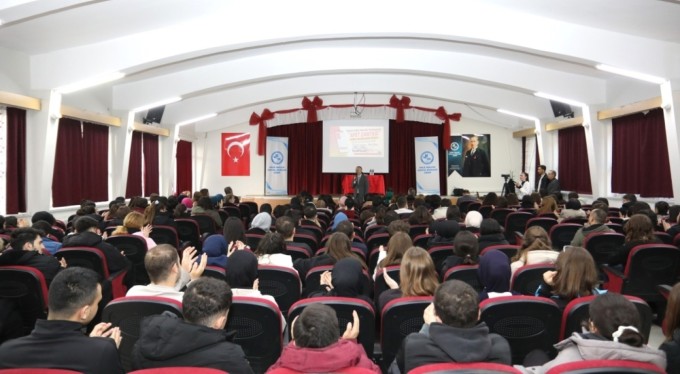 Başkan Taban'dan öğrenciler; "şehri birlikte yönetelim"