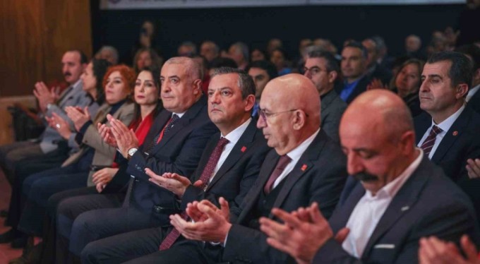 CHP Genel Başkanı Özel: "İktidarı değiştirdikten sonra gerçek bir anayasayı tüm yönleriyle konuşacağız"