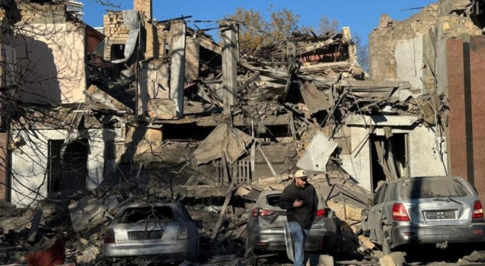 Rusya, Ukrayna'da enerji altyapısına ve sanayi tesislerine saldırdı