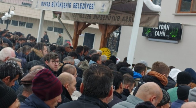 Bursa'da elektrik akımına kapılan işçi toprağa verildi