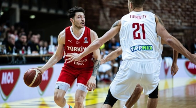 12 Dev Adam, 2025 EuroBasket biletini aldı