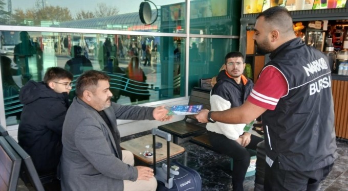 Bursa Narkotik vatandaşları bilgilendirmeye devam ediyor