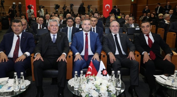 TCMB Başkanı Karahan: "2025 yılı sonunda enflasyonu yüzde 21'e indirmeyi hedefliyoruz"