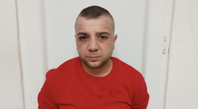 Bursa'da 16 yıl hapis cezası bulunan şüpheli arkadaşının evinde yakalandı