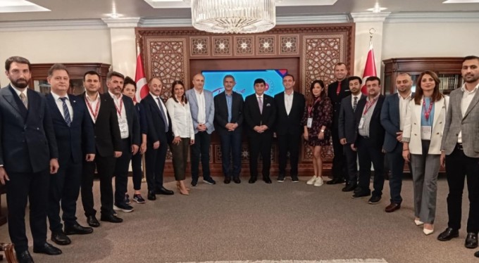 Bursalı turizmcilerden Katar çıkarması