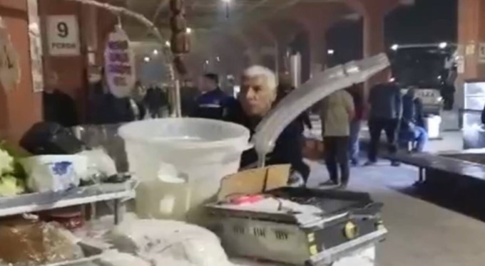 Tezgahına el konulan "Yılancı Osman" ortalığı birbirine kattı