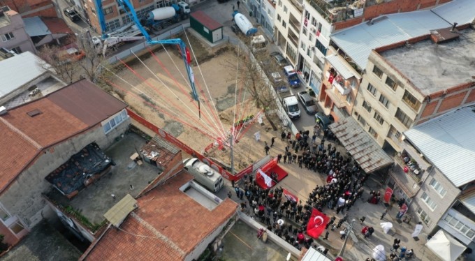 Başkan Aydın 8 ayda 3 kreşin temelini attı