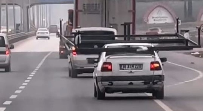 İnegöl'de tehlikeli taşıma kamerada