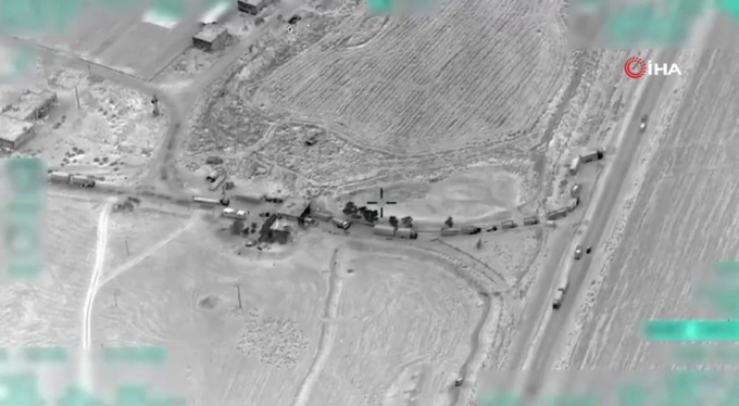 MİT'ten Kamışlı'da terör örgütü PKK/YPG'ye operasyon: Ağır silah yüklü 12 tır, 2 tank ve 2 mühimmat deposu imha edildi