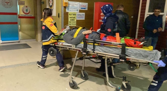 Bursa'da yük asansörü boşluğuna düşen iş yeri sahibi ağır yaralandı