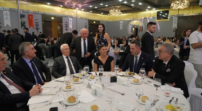 İnşaat Mühendisleri Geleneksel Gecede Bir Araya Geldi