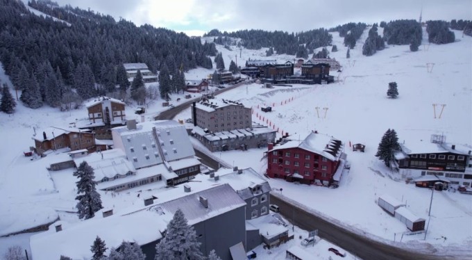 Uludağ'da kar kalınlığı yarım metreye yaklaştı