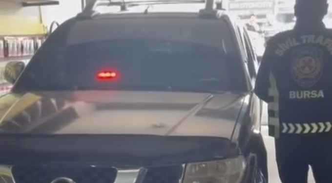 Bursa'da çakar kullanan 163 araca 1 milyon lira ceza kesildi