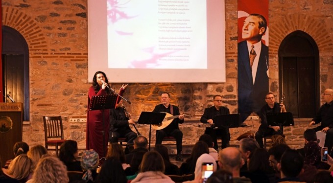 Yazdığı en özel şiirlerini Osmangazi'de okudu