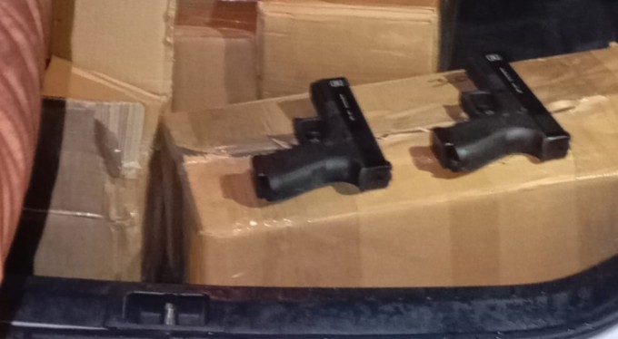 Bursa'da 150 suikast silahı ele geçirildi