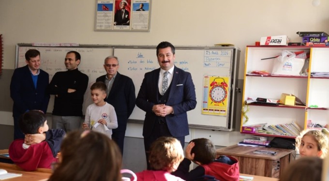 Başkan Ercan Özel, küçük başkan adayının isteğini geri çevirmedi