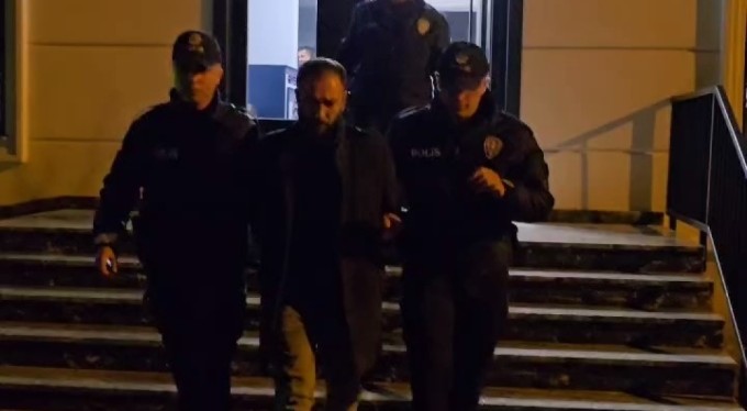 Bursa'da 32 yıl hapis cezası bulunan şahıs bonzai ile yakalandı