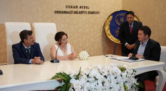 Osmangazi'de 1 yılda 6 bin 636 nikah kıyıldı