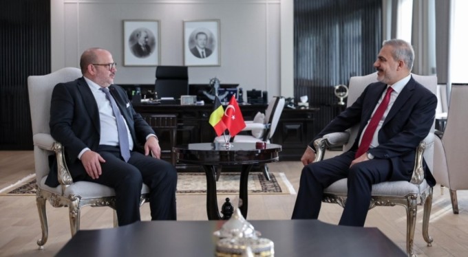 Bakan Fidan: "Suriye'de kendini sıkıntıda, endişede hisseden kim varsa Türkiye bunların da hamisidir, koruyucusudur"