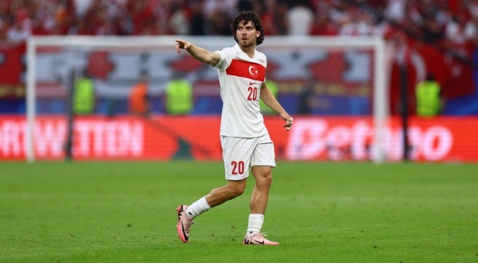 Ferdi Kadıoğlu ameliyat oldu