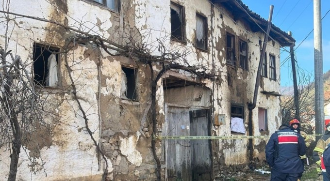 Bursa'da sobadan çıkan yangında yaşlı adam hayatını kaybetti