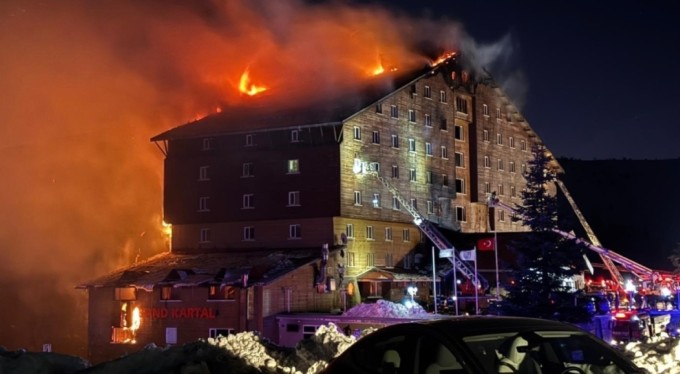 Kartalkaya'daki otel yangını soruşturmasında tutuklu sayısı 19 oldu