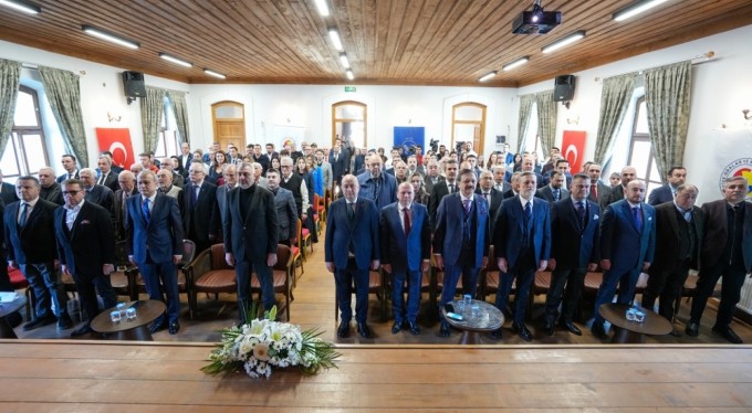 TOBB BAŞKANI HİSARCIKLIOĞLU, TÜRKİYE'NİN İLK TARIM LİSESİNİ ZİYARET ETTİ