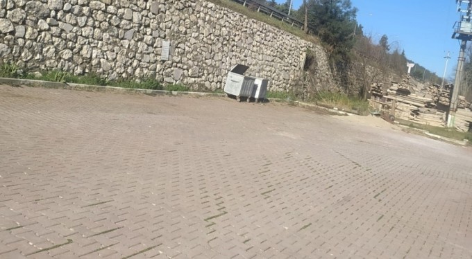 Bursa'da 3 arkadaşa kamyonet çarptı! Sürücü kaçtı, 15 yaşındaki gencin beyin ölümü gerçekleşti