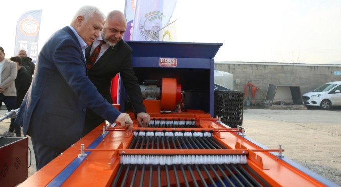 Büyükşehir'den kırsala ekipman desteği