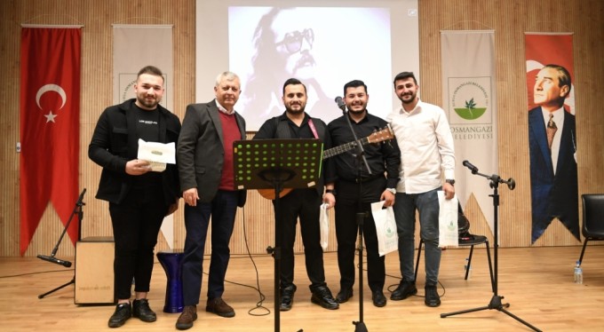 Osmangazi Belediyesi Cem Karaca'yı andı