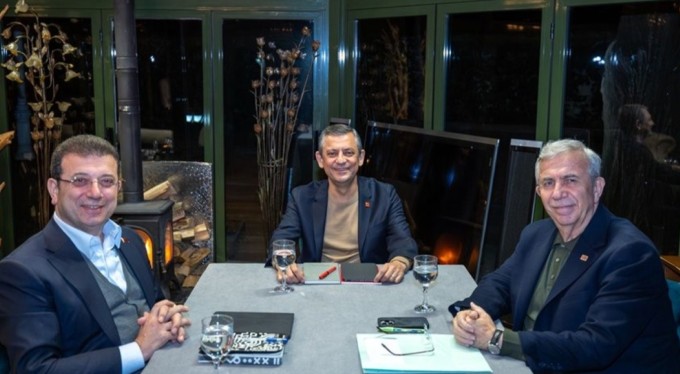 CHP Genel Başkanı Özel, İmamoğlu ve Yavaş ile görüştü