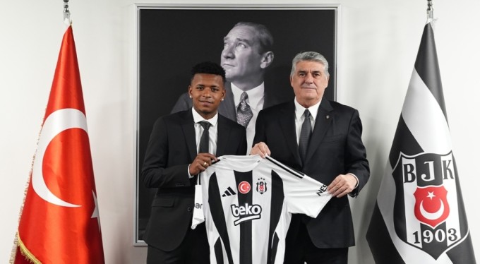 Beşiktaş, Keny Arroyo ile sözleşme imzaladı