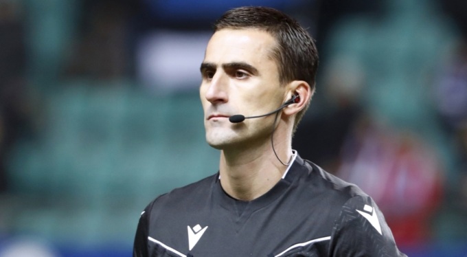 Fenerbahçe - Anderlecht maçını Nikola Dabanovic yönetecek