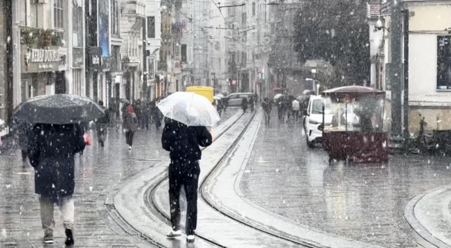 AKOM açıkladı: "Öğle saatlerine dikkat, soğuk hava ve kar yağışı devam edecek"