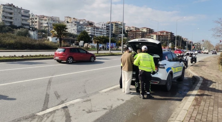 Hızlı sürücüler cezadan kaçamadı