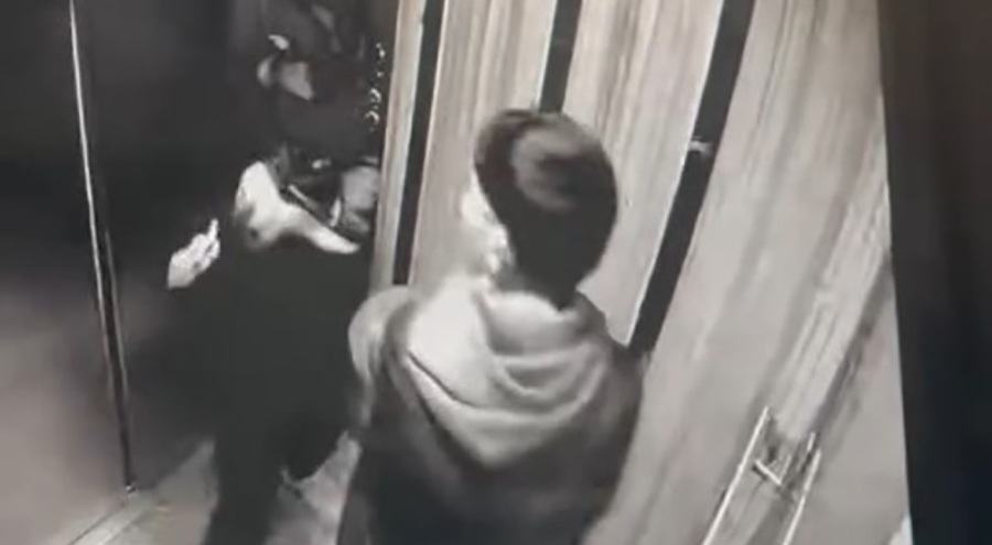 Bursa'da ayakkabı hırsızları kamerada