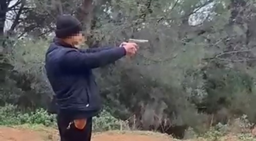 Silahla ormanda heyecan arayan muhtarlara soruşturma