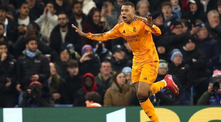 Şampiyonlar Ligi'nde son 16'ya çıkan son 4 takım da belli oldu