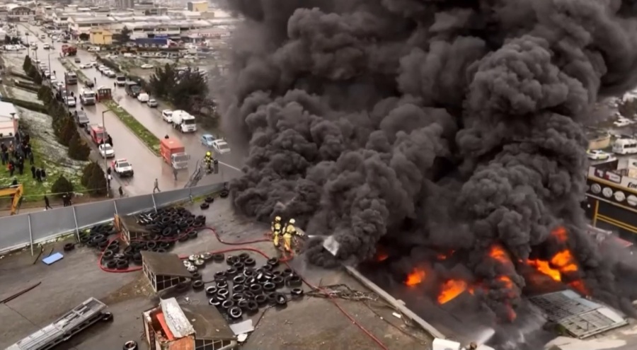 Bursa'da yağ deposunda çıkan yangın kontrol altına alındı