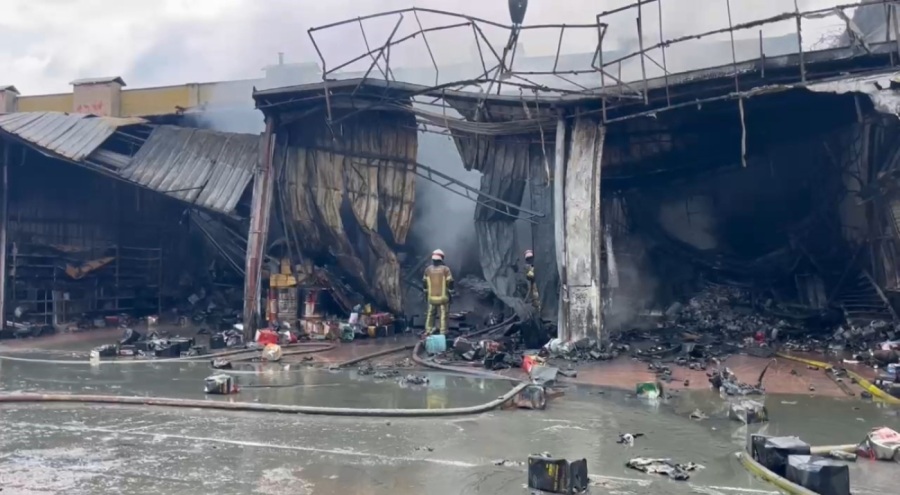 Bursa'da Yağ deposundaki yangın söndürüldü