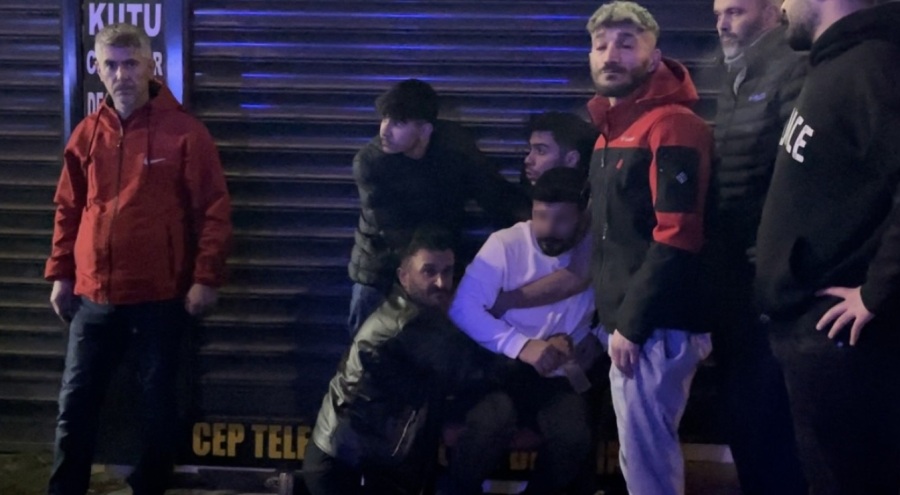 Bursa'da İki esnafın tartışmasında bıçaklar konuştu : 2 yaralı