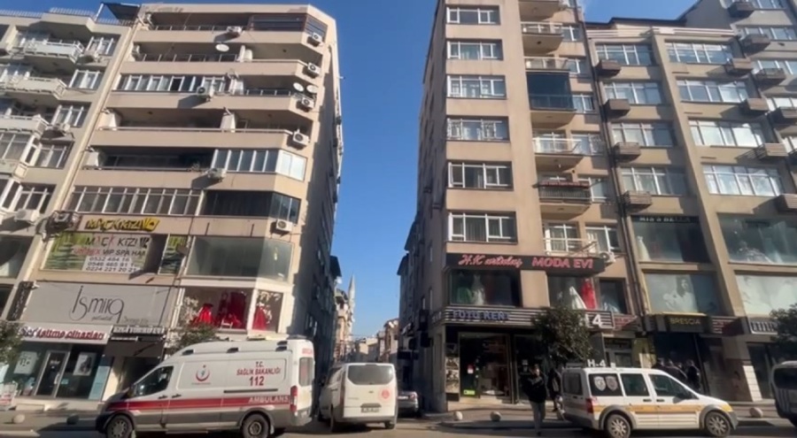Bursa'da 21 yaşındaki genç kız 8. kattan düşerek hayatını kaybetti